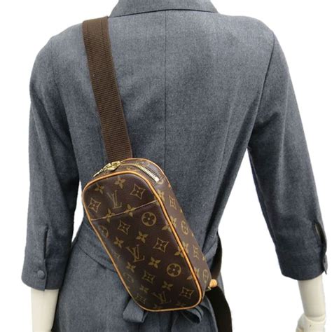 louis vuitton pochette gange crossbody|Pochette Accessoires Monogram .